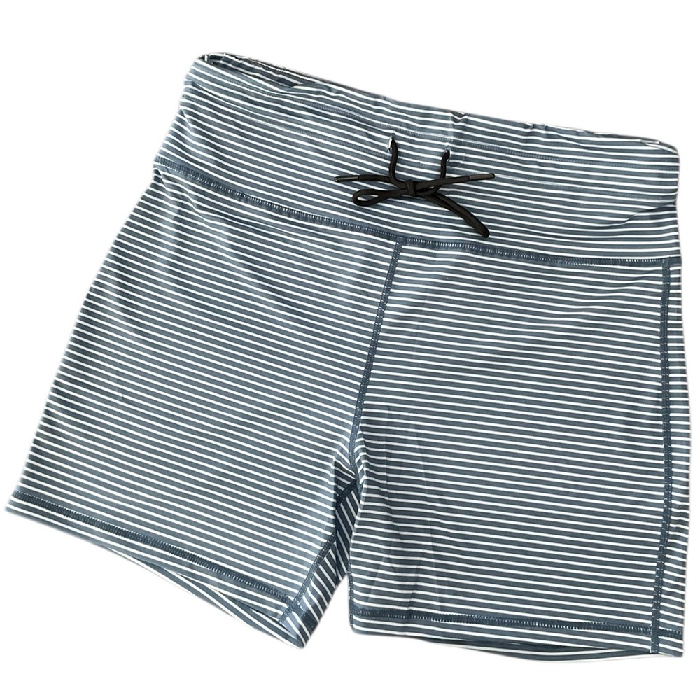 Women’s Athletic or Bike Shorts Bluish Gray  Striped adjustable Tie Size XL EUC